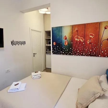 Free Parking Marli 4 - With Private Entrance - Apartman *